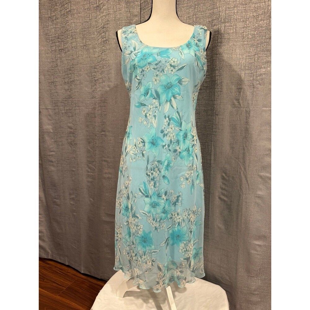 Light Blue Floral Chiffon Dress - Size 8, 45” Long (A016)